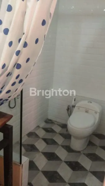 image RUMAH MINIMALIS & CANTIK DENGAN PLAFON TINGGI, DI VIOLAN JAYA SEMARANG (8)