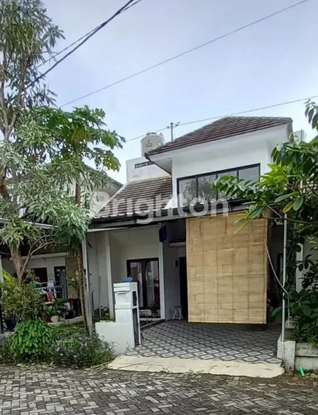 image RUMAH MINIMALIS & CANTIK DENGAN PLAFON TINGGI, DI VIOLAN JAYA SEMARANG (1)