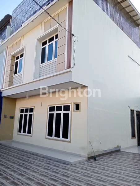 image RUMAH MEWAH DAN LUAS (1)