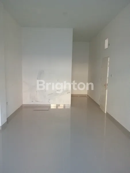 image RUMAH MEWAH DAN LUAS (5)