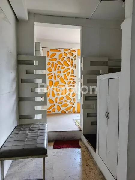 image RUKO 4 LANTAI COCOK UNTUK SEGALA USAHA LOKASI DI RAYA GUBENG  (4)