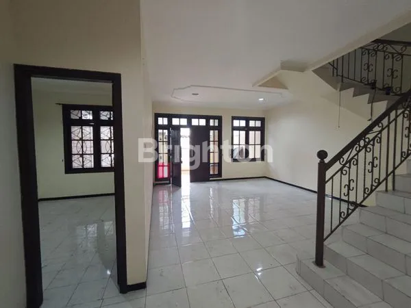 image RUMAH 2 LANTAI SIAP HUNI DHARMA HUSADA (2)