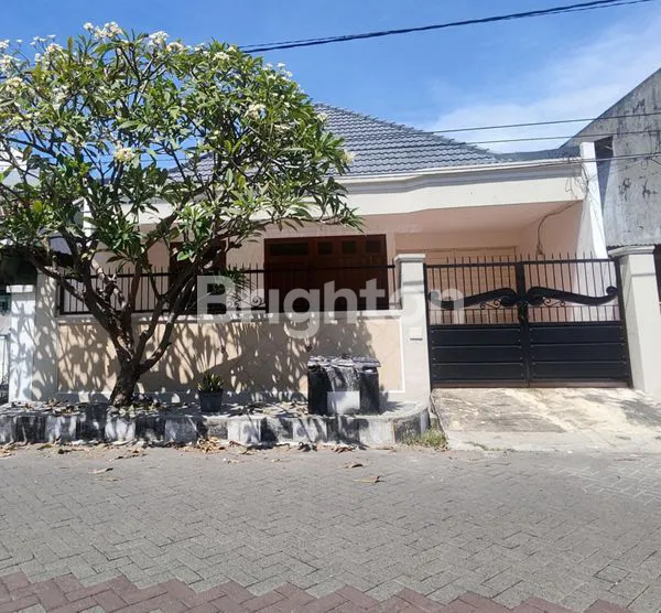 image RUMAH CAKEP 1LT SIAP HUNI WISMA PERMAI ROW 3 MOBIL BELAKANG GALAXY MALL DEKAT DHARMAHUSADA, SUTOREJO, MERR, ITS, UNAIR, KENJERAN, TENGAH KOTA (1)