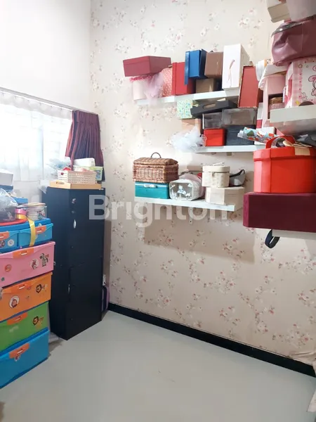 image SUKOLILO DIAN REGENCY 1 M BONUS SEMI FURNISH (7)