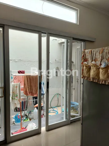 image SUKOLILO DIAN REGENCY 1 M BONUS SEMI FURNISH (8)