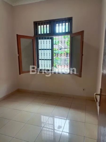 image RUMAH KEMANG PRATAMA 2 BEKASI BEBAS BANJIR  (2)