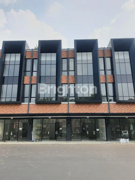 RUKO LLOYD PROMENADE ALAM SUTERA