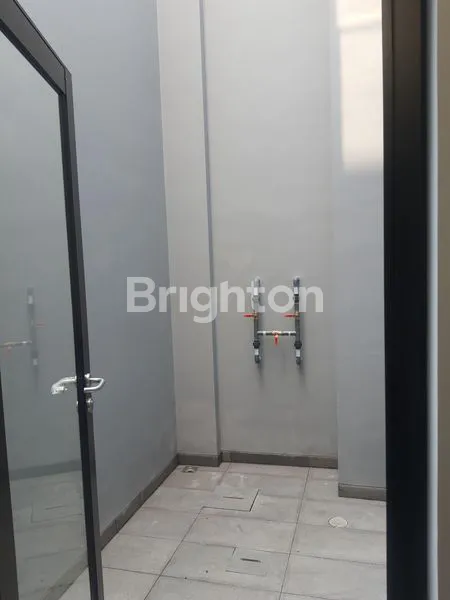 image RUKO LLOYD PROMENADE ALAM SUTERA (8)