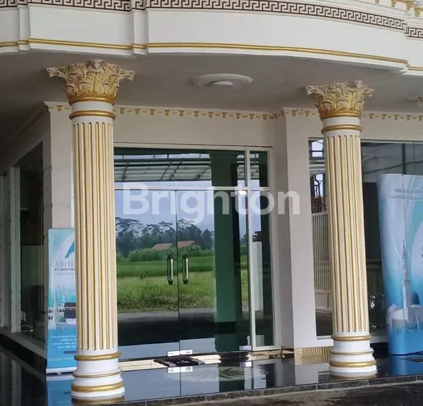 RUMAH MEWAH HARGA DI BAWAH STANDAR