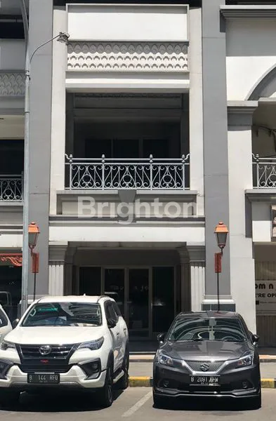 image RUKAN FRENCHWALK MALL OF INDONESIA SIAP PAKAI (1)