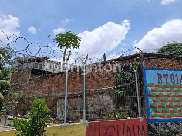 image RUMAH TUA JUAL HITUNG TANAH / LAHAN DI DAERAH PALMERAH BARAT RAYA (3)