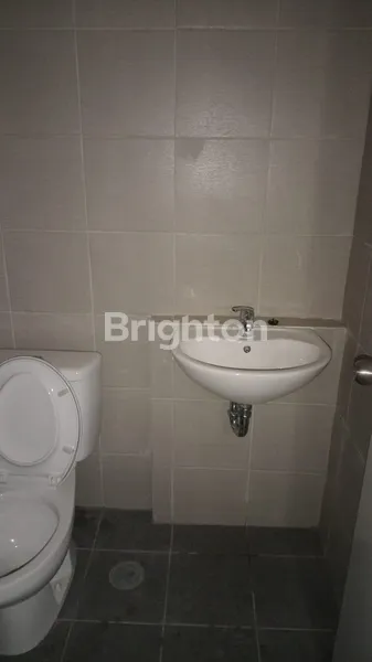 image RUKO KOMERSIAL APARTMENT DI AREA SUPER BERKEMBANG DI WIYUNG (5)