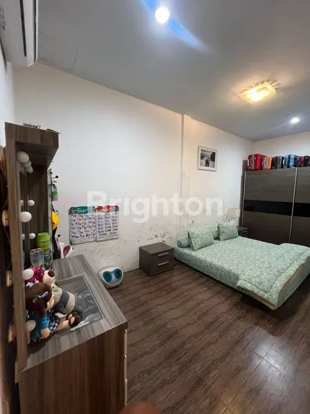 image RUMAH CANTIK DAN LUX DALAM KOMPLEK DWIKORA HELVETIA MEDAN (3)