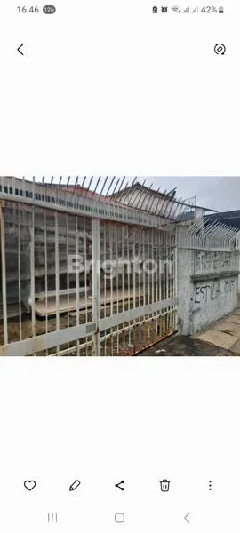 RUMAH DI TENGAH KOTA DIJUAL