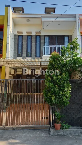 image RUMAH GREEN VILLE 2 LANTAI SEMI FURNISH (1)