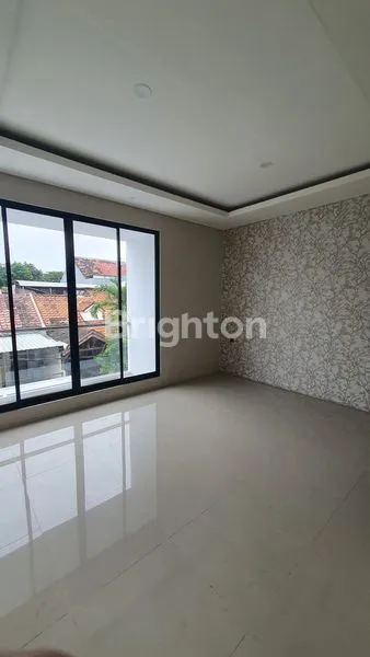 image RUMAH BARU MINIMALIS 2 LANTAI UNDER 2 M DI CITRALAND UTARA (5)
