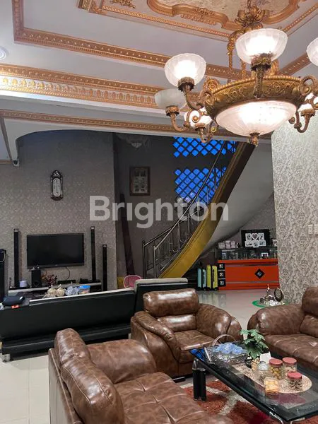 image RUMAH BAGUS 2 LANTAI DI KAWASAN SEJUK CISARUA SIAP HUNI (5)