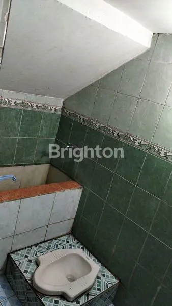 image RUMAH TEPI JALAN COCOK UNTUK BISNIS DI BALIKPAPAN SELATAN (4)