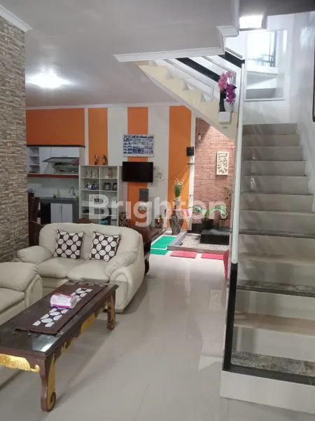 image RUMAH MEWAH 2 LANTAI FULL FURNISH DI TERAS BALI MIJEN - SHM (3)