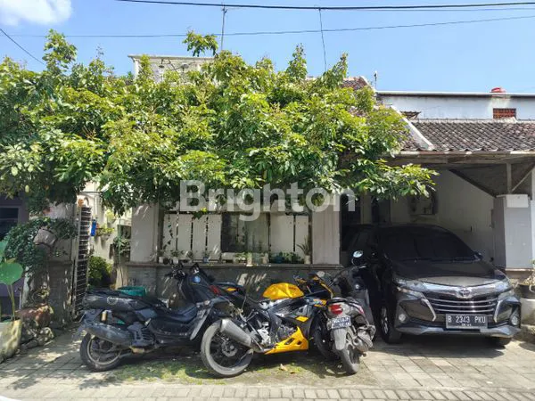 image RUMAH CANTIK 2 LANTAI DI GEDONGAN , COLOMADU, KARANGANYAR (1)