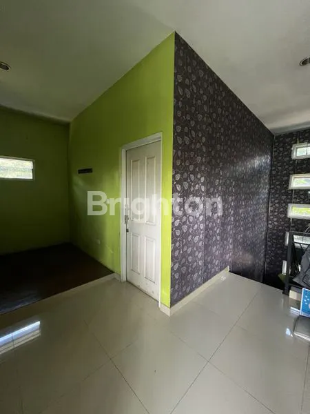 image RUMAH BAGUS CANTIK DI PERUMAHAN SEMARANG ATAS UDARA SEJUK DAN TENANG (6)