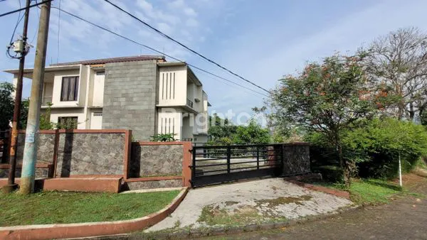 image RUMAH DIJUAL CILEUNYI (1)