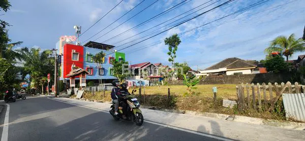 image LAHAN KOSONG POSISI HOOK DIKAWASAN PADAT PENDUDUK (4)