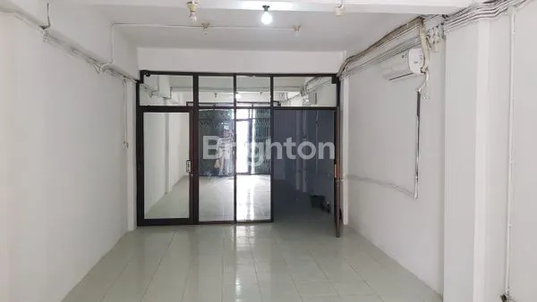 image LANGKA PUSAT KOTA SIDOARJO…RUKO 3.5 LANTAI DI JALAN MAJAPAHIT (2)