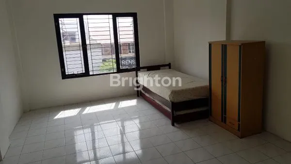 image LANGKA PUSAT KOTA SIDOARJO…RUKO 3.5 LANTAI DI JALAN MAJAPAHIT (6)