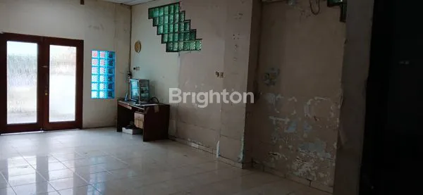 image RUKO BESAR 3 LANTAI DI MANGGA BESAR (4)