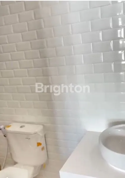 image RUMAH BARU GRESS SIAP HUNI TAMAN SUTRA SAWANGAN DEKAT FRESHMART KFC RAINBOW PRESCHOOL DAN KINDERGANRDEN SAWANGAN PARK MALL 1 KM DARI PINTU TOL  (5)