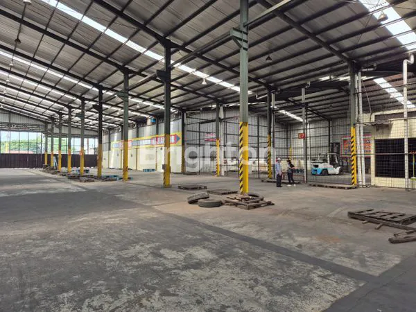 image GUDANG 2 IN 1 LUAS & STRATEGIS DI CILEUNGSI BOGOR (2)