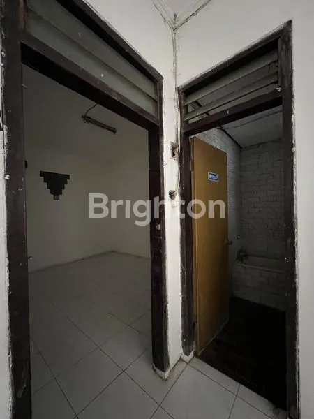 image RUKO KOMERSIAL JALAN RAYA (7)