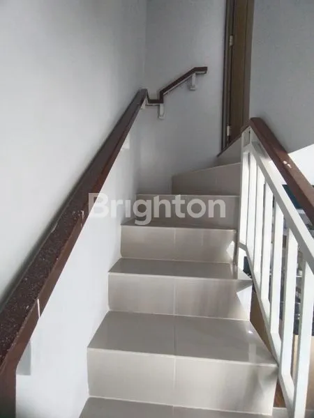 image RUMAH BARU YUME LAGOON SPRINGHILL SERPONG TANGERANG SELATAN (6)