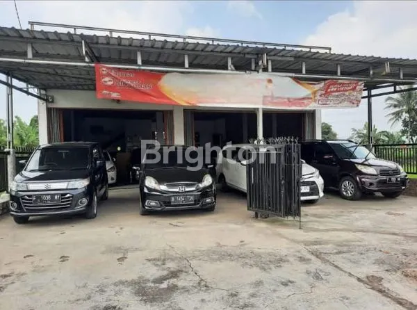 DIJUAL TEMPAT USAHA EKS. SHOWROOM