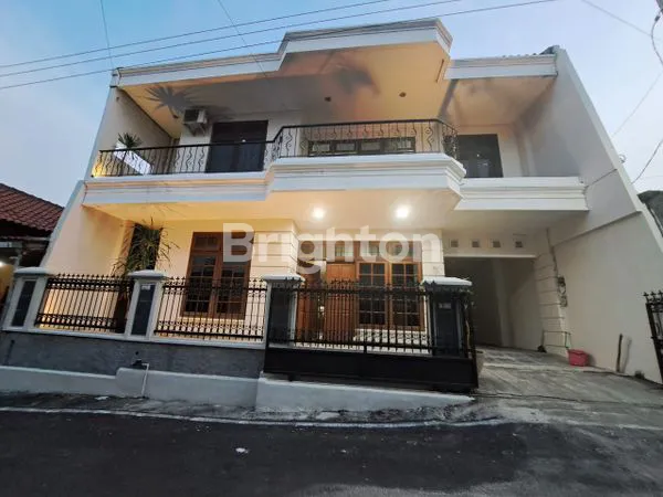 image RUMAH MEWAH 2 LANTAI GOMBEL PERMAI, VIEW KOTA SEMARANG (1)