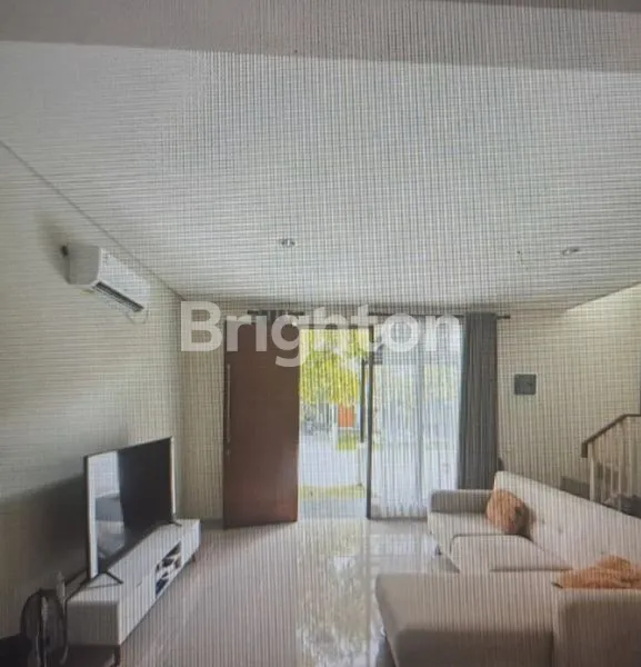 image RUMAH HOOK TERAWAT, NORTHWEST CENTRAL, SURABAYA (3)