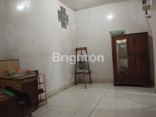 image RUMAH 2 LANTAI DEPAN GM SWALAYAN SUNGAI JAWI PONTIANAK BARAT  (8)