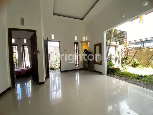 image RUMAH 1 LANTAI DI UNGASAN DI JALAN BALI CLIFF (2)
