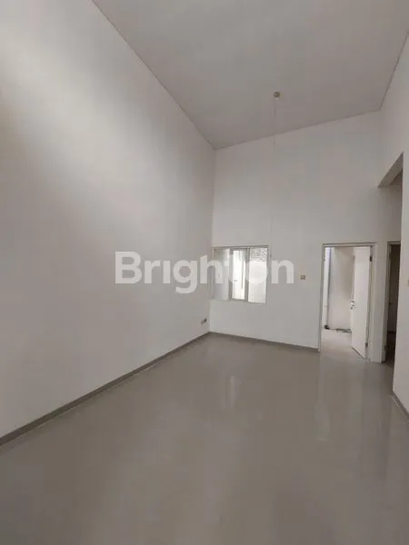 image RUMAH BARU SIAP HUNI GREEN SEMANGGI DEKAT RAYA MERR DAN GALAXY MALL SERTA KE PUSAT KOTA ACCES MUDAH DAN DEKAT TOLL JUANDA (8)