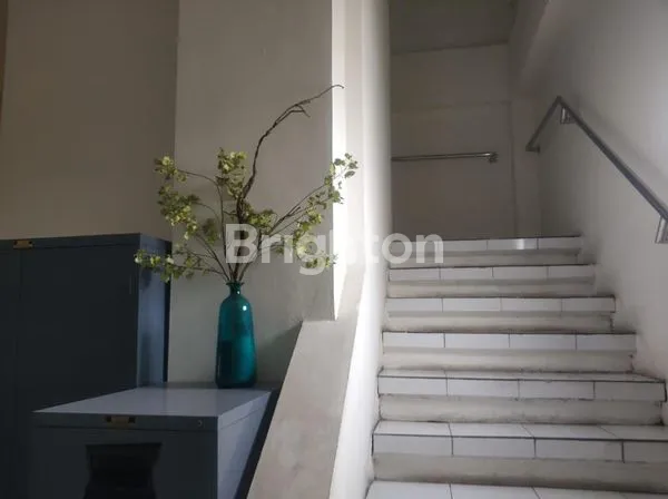 image DI JUAL RUKO 3 LANTAI GATOT SUBROTO TIMUR (5)