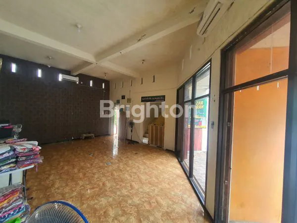 image RUKO STRATEGIS DI SIMPANG LIMA GUMUL  (5)