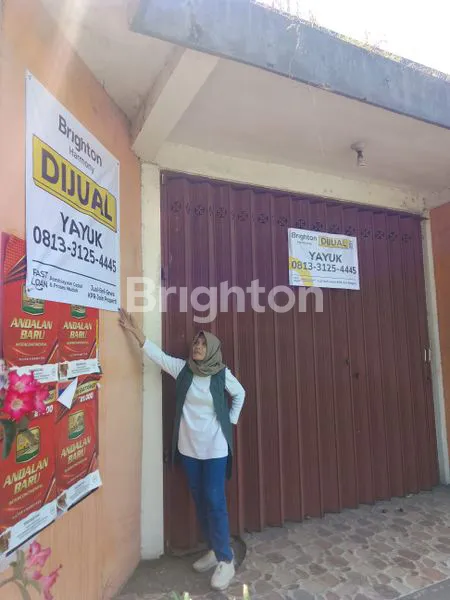 image RUKO STRATEGIS DI SIMPANG LIMA GUMUL  (3)