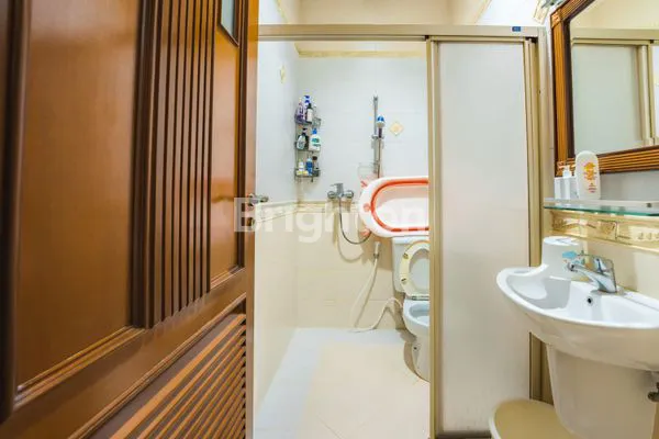 image RUMAH FURNISH TANAH ABANG JAKARTA PUSAT (2)