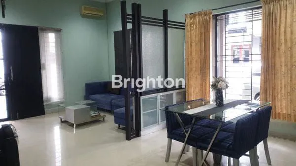 image RUMAH HOOK 2 LANTAI CAKEP SEMI FURNISHED SIAP HUNI MANYAR HANS REGENCY DEKAT MERR GALAXY MALL, TENGAH KOTA, NGINDEN, NGAGEL, DHARMAHUSADA, KLAMPIS WISMA MUKTI (5)