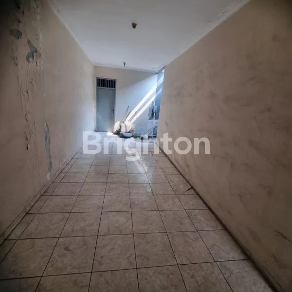 image RUKO SIAP HUNI 3 LANTAI DI UTAN KAYU JAKARTA TIMUR  (6)