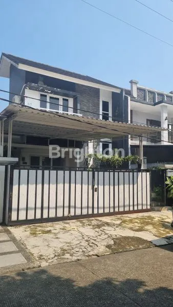 image RUMAH CANTIK LT 128M² DI BOULEVARD VBI 5 (1)