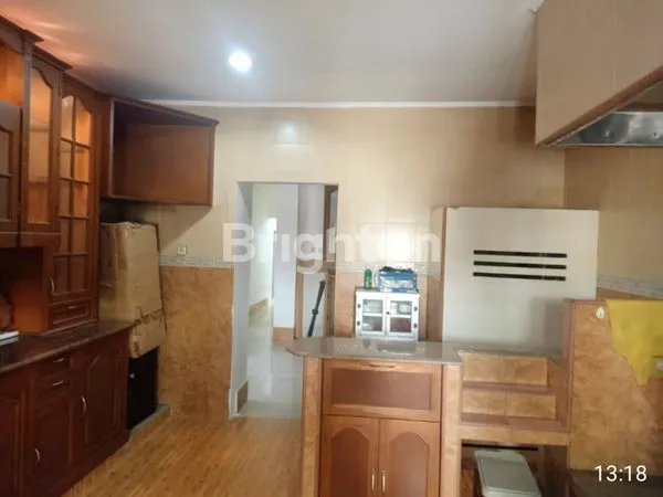 image RUMAH HUK GADING HIBRIDA RAPI BANYAK KAMAR (5)