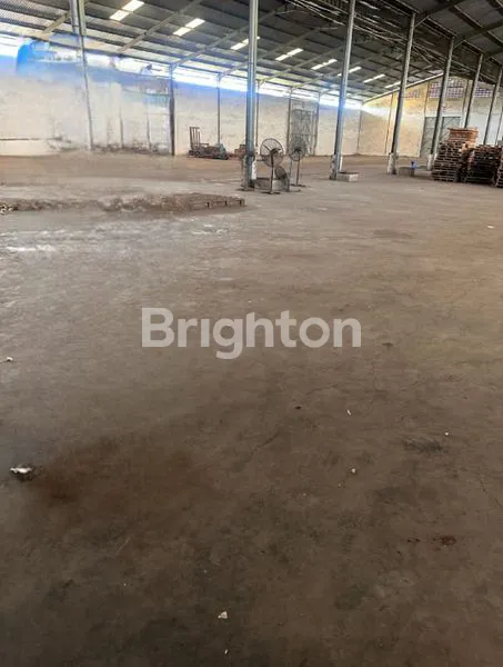 DISEWAKAN GUDANG KALIANAK BARAT