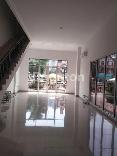 image RUKO 1 LANTAI LA RIVIERA PIK 2 JAKARTA UTARA (3)